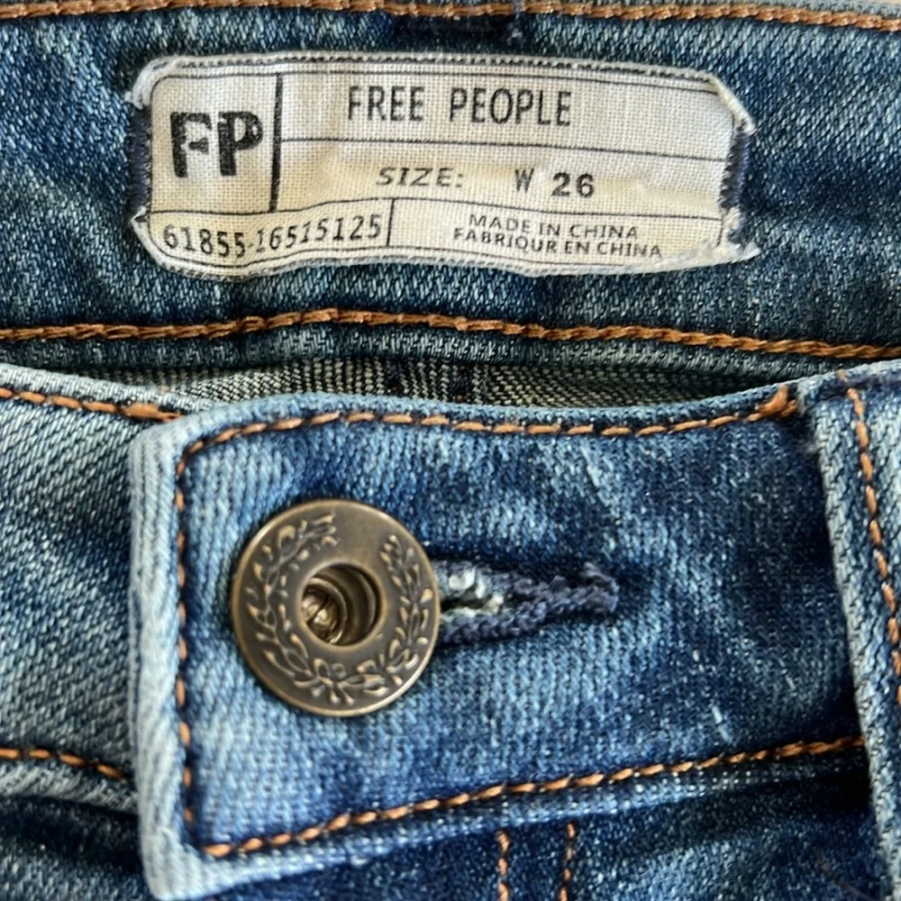 Free People Split Fray Hem Light Wash Jeans - Picture 5 of 8